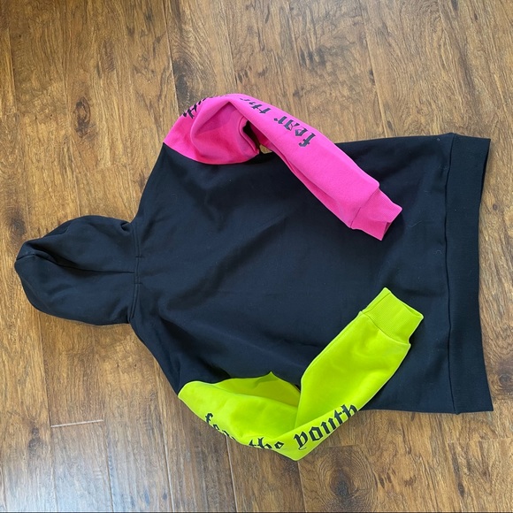 Retro Vibes Color Block Hoodie - Picture 10 of 12